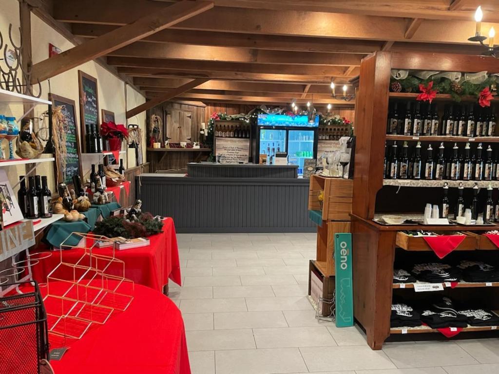 Watson Estate Bnb & Deer Creek Winery Uniontown Ngoại thất bức ảnh